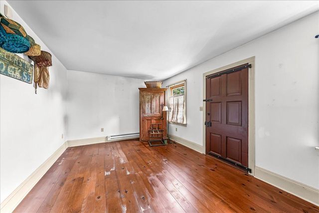 742 OLD WILMINGTON RD, Coatesville, PA 19320