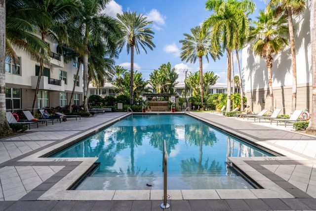 2401 NE 65th Street 310, Fort Lauderdale, FL 33308