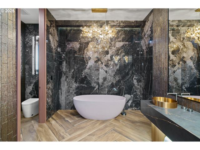 530 Ne PROVINCE Dr, Camas, WA 98607