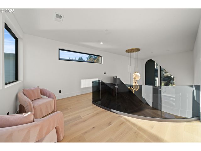 530 Ne PROVINCE Dr, Camas, WA 98607