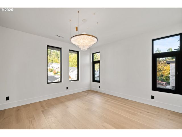 530 Ne PROVINCE Dr, Camas, WA 98607