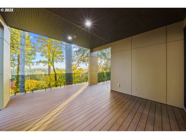 530 Ne PROVINCE Dr, Camas, WA 98607