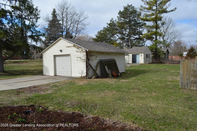 3200 Lake Lansing Road, East Lansing, MI 48823