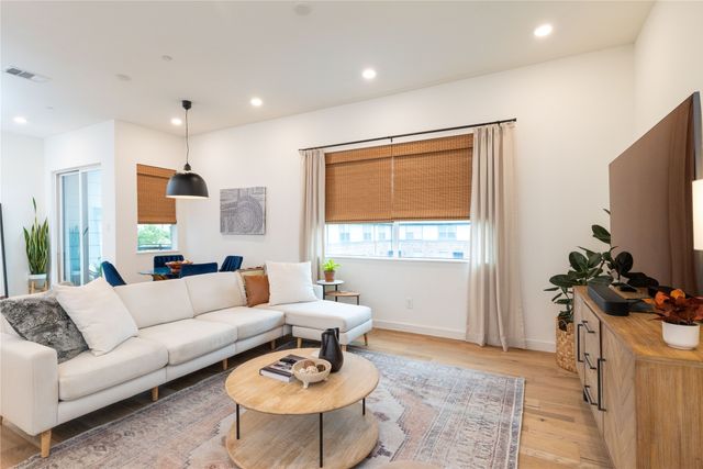 2118 N Carroll Avenue 103, Dallas, TX 75204