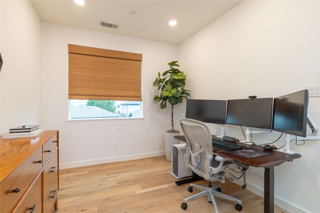 2118 N Carroll Avenue 103, Dallas, TX 75204