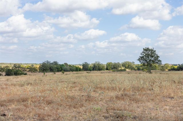 11915 FM 86, Lockhart, TX 78644