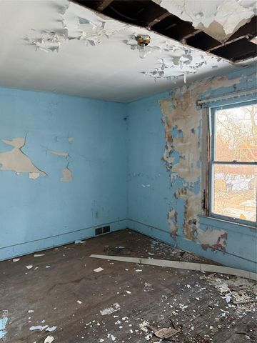 3255 Hogarth Street, Detroit, MI 48206