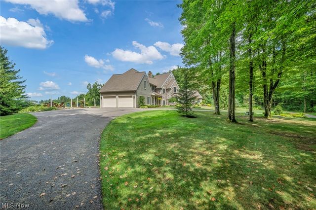 10360 Sawmill Drive, Chardon, OH 44024