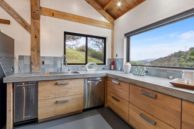 13925 Sheila Avenue, Morgan Hill, CA 95037