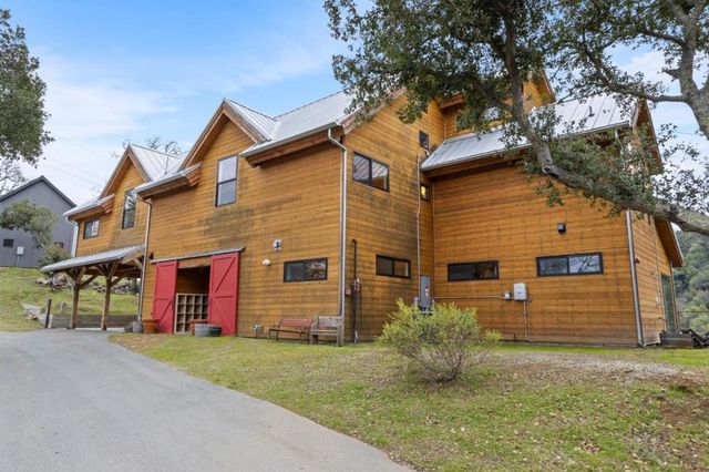 13925 Sheila Avenue, Morgan Hill, CA 95037