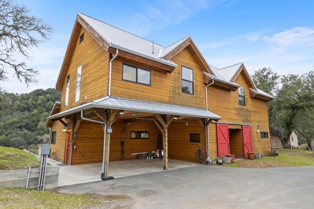 13925 Sheila Avenue, Morgan Hill, CA 95037