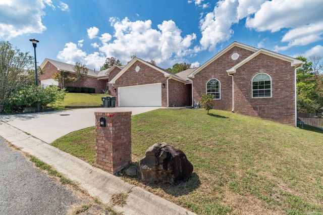147 WESTOAK Place, Hot Springs, AR 71913