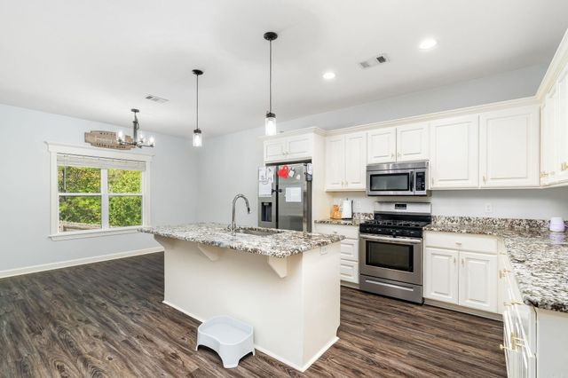 147 WESTOAK Place, Hot Springs, AR 71913