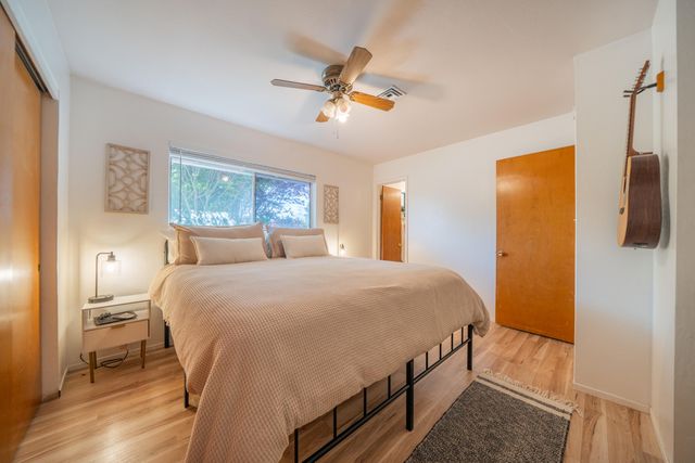 5802 Mountain View Drive, Redding, CA 96003