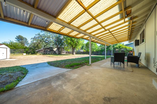 5802 Mountain View Drive, Redding, CA 96003