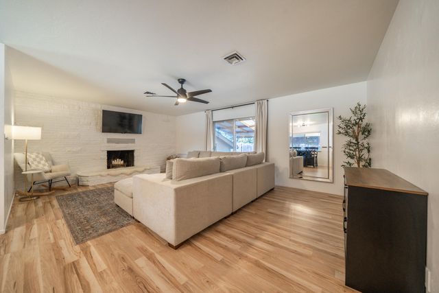 5802 Mountain View Drive, Redding, CA 96003