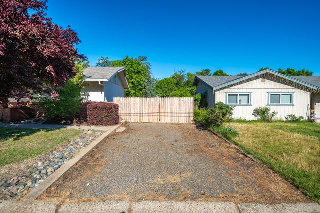 5802 Mountain View Drive, Redding, CA 96003