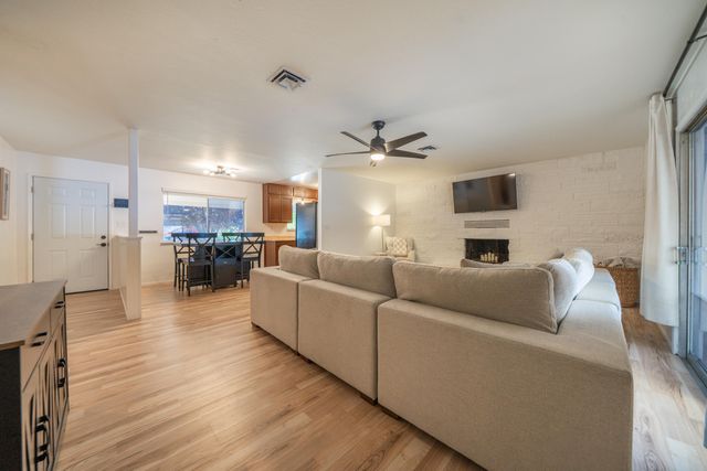 5802 Mountain View Drive, Redding, CA 96003