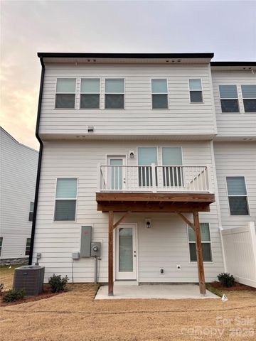 2140 Barrowcliffe Drive NW, Concord, NC 28027