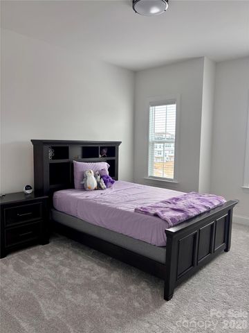 2140 Barrowcliffe Drive NW, Concord, NC 28027