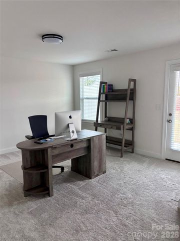 2140 Barrowcliffe Drive NW, Concord, NC 28027