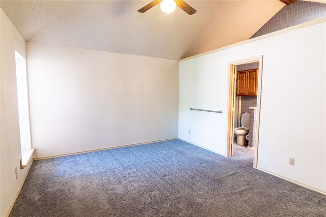 2028 Falcon Ridge Drive B, Carrollton, TX 75010