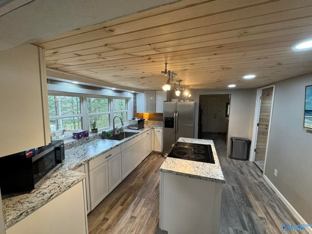 3180 Shady Grove Road, Boaz, AL 35956