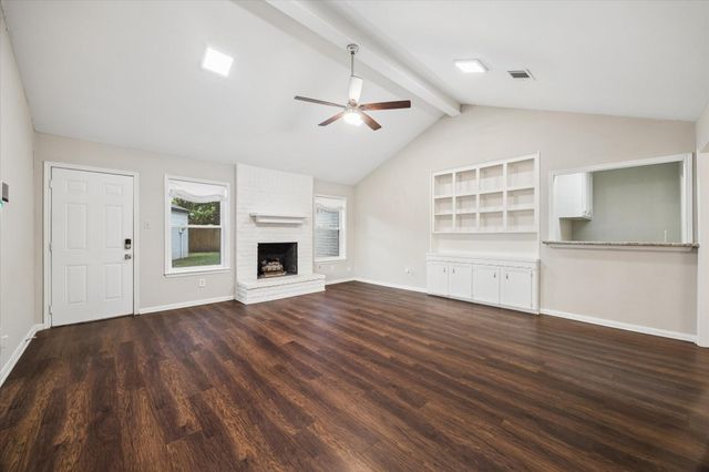6226 Bankside Drive, Houston, TX 77096