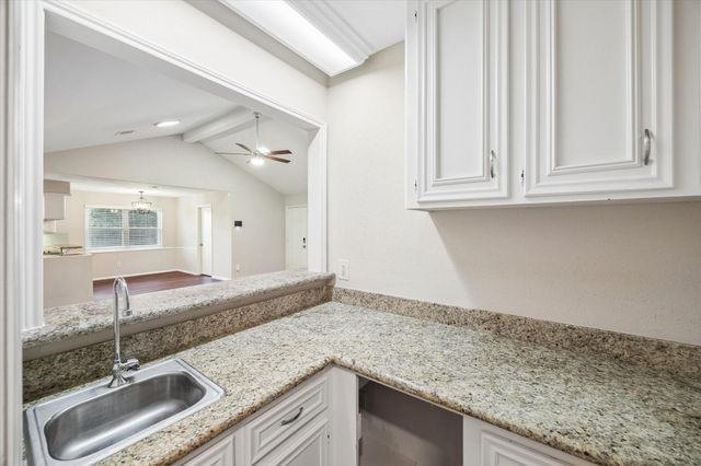 6226 Bankside Drive, Houston, TX 77096