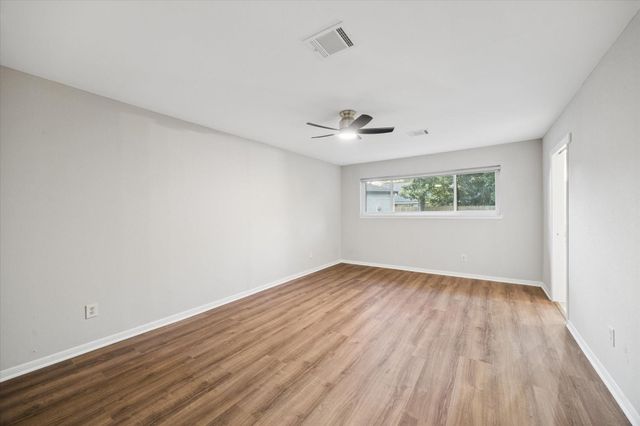 6226 Bankside Drive, Houston, TX 77096