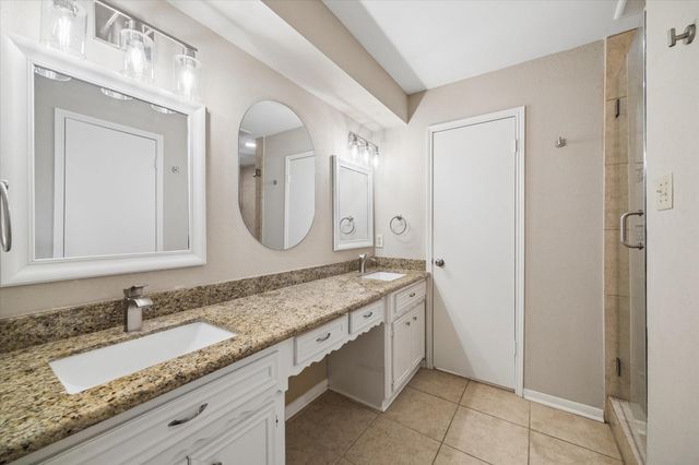 6226 Bankside Drive, Houston, TX 77096