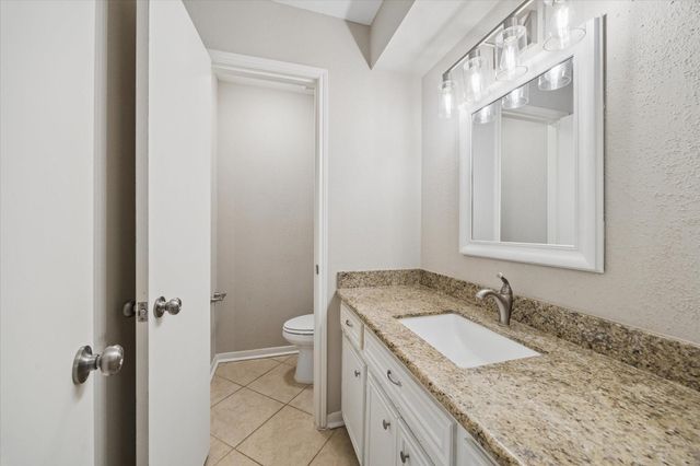6226 Bankside Drive, Houston, TX 77096