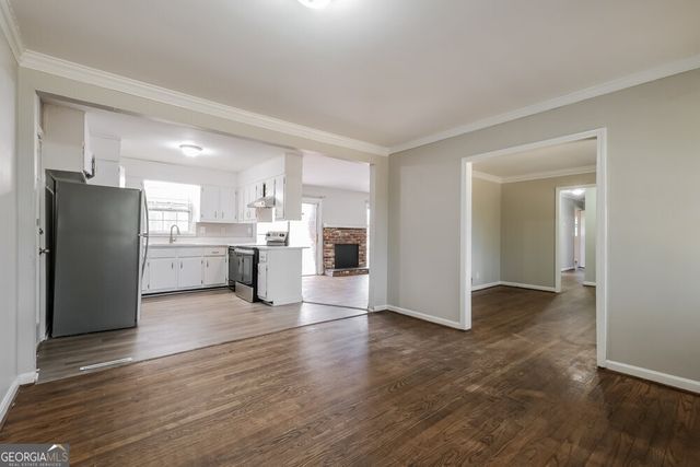 2782 Scenic Terrace, East Point, GA 30344