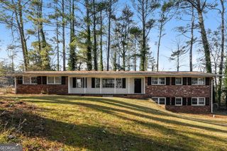 2782 Scenic Terrace, East Point, GA 30344