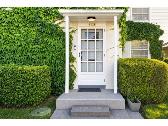 6728 Ne HANCOCK St, Portland, OR 97213