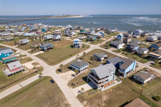 12926 Coronado Drive, Freeport, TX 77541