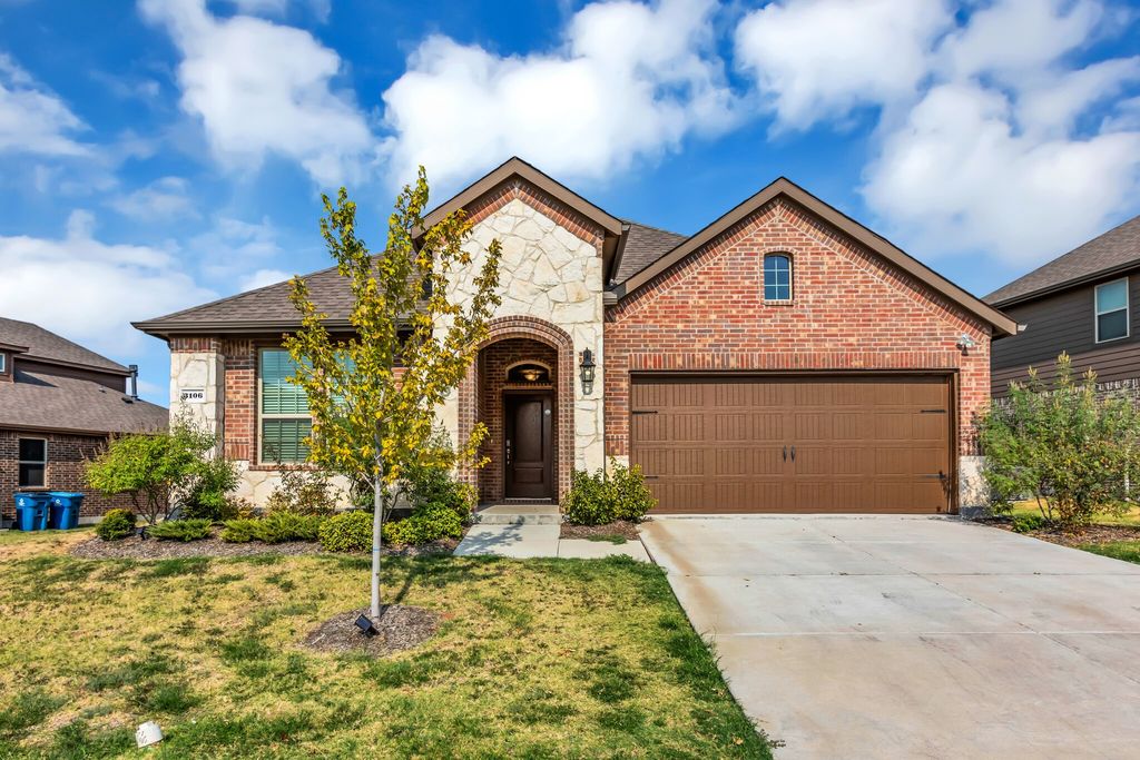 3106 Maverick Drive, Heath, TX 75126