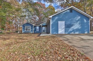 5421 Hunnington Mill Drive, Flowery Branch, GA 30542