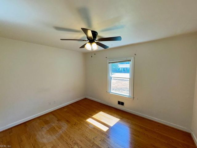 4220 Heather RD, Portsmouth, VA 23703