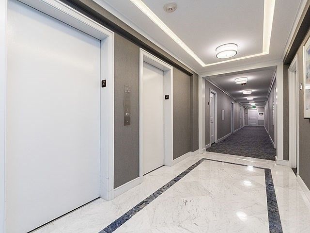6 Whittier Place 6F, Boston, MA 02114