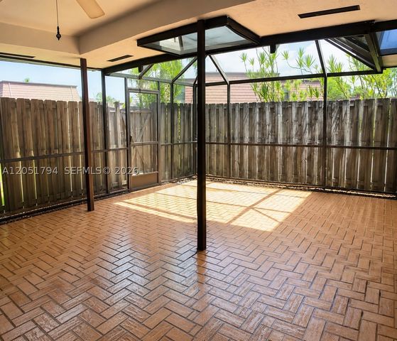 7671 W Courtyard Run W, Boca Raton, FL 33433