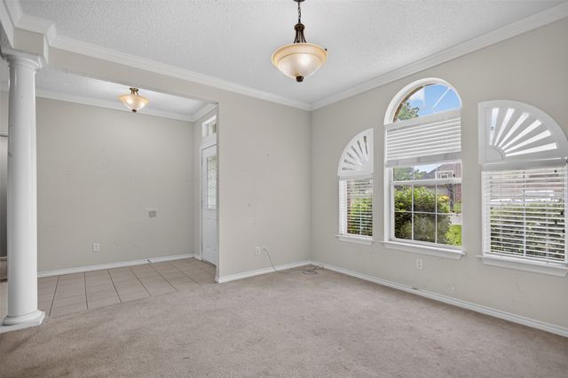 10520 Woodland Drive, Greenville, TX 75402