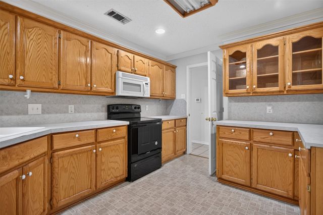 10520 Woodland Drive, Greenville, TX 75402