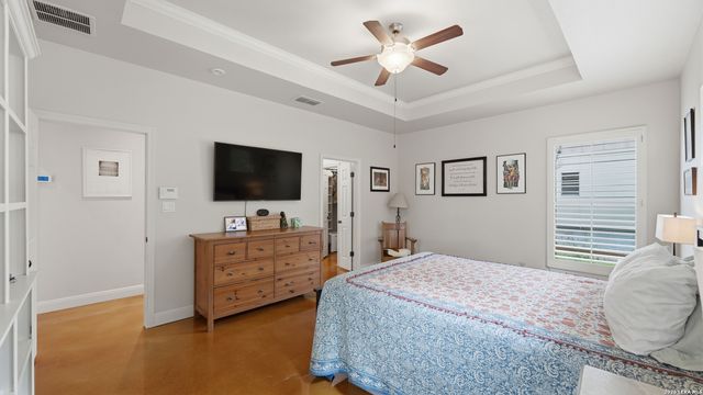808 ELMWOOD CV, New Braunfels, TX 78130