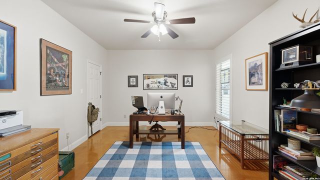 808 ELMWOOD CV, New Braunfels, TX 78130