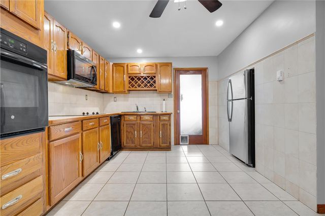 904 Weston Place, Bethlehem City, PA 18018