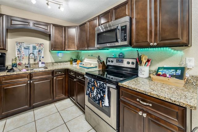 1509 PRIMROSE LANE, Daytona Beach, FL 32117