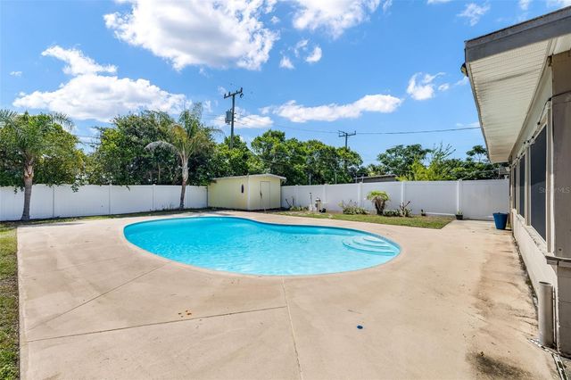1509 PRIMROSE LANE, Daytona Beach, FL 32117
