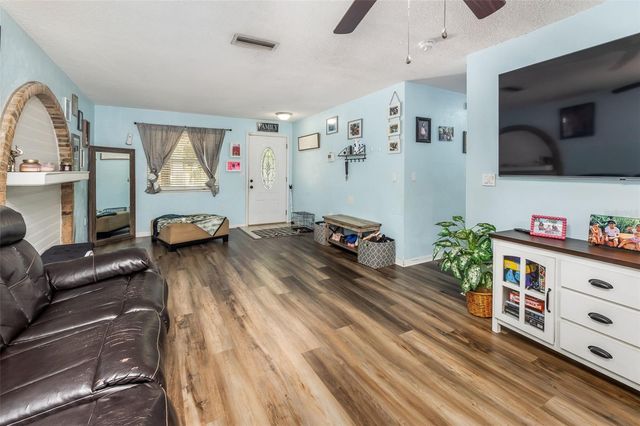 1509 PRIMROSE LANE, Daytona Beach, FL 32117