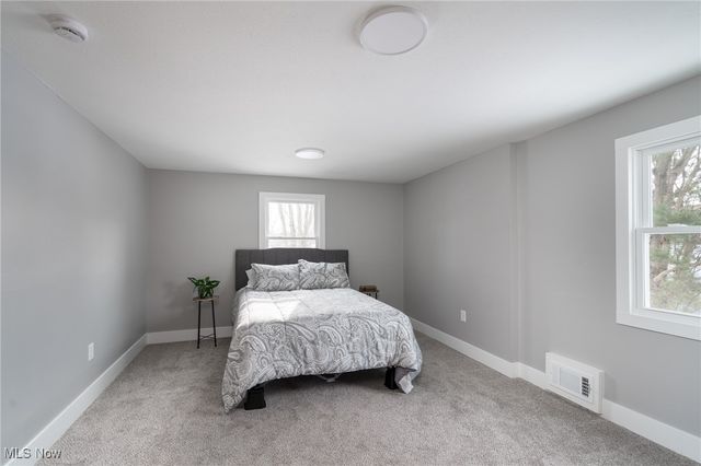 553 Purdue Avenue, Elyria, OH 44035